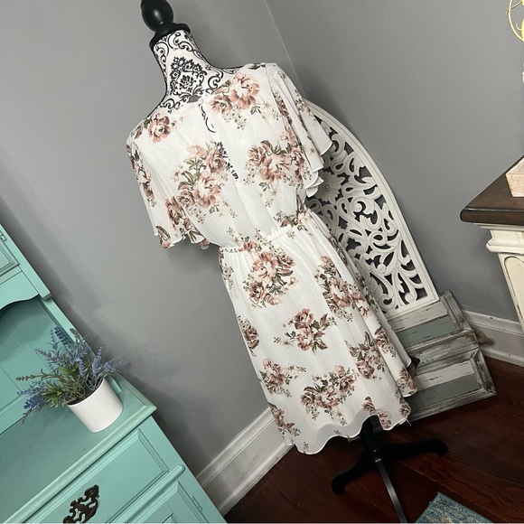 Torrid Boho Floral Chiffon Flutter Sleeve Skater Dress Size 1X Bridal Beach - Picture 10 of 16